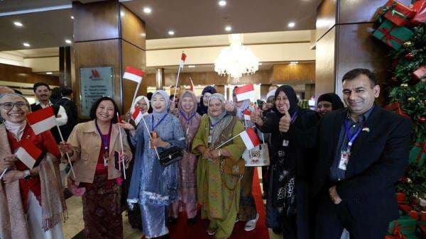 Mengaku Bangga Jadi WNI, Ini Potret Diaspora yang Sambut Prabowo di Pakistan