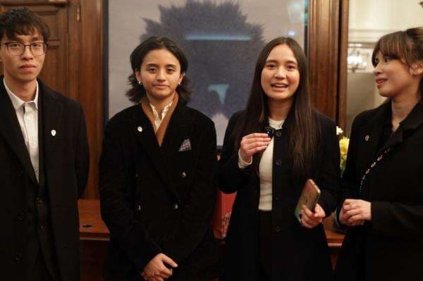 Mahasiswa RI di London Bertemu Prabowo, Berharap Kerja Sama Pendidikan Diperluas