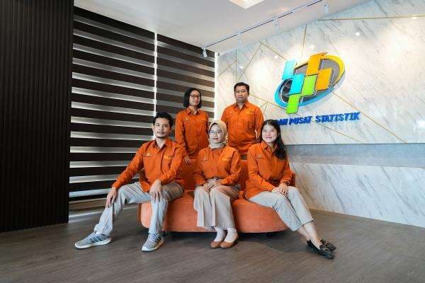 Generasi Muda di Barisan Terdepan Ekonomi Kreatif Generasi Muda di Barisan Terdepan Ekonomi Kreatif