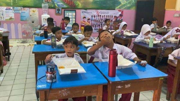 Puluhan Siswa SD di Sukoharjo Keracunan Menu Makan Bergizi Gratis, Ini Kata Istana