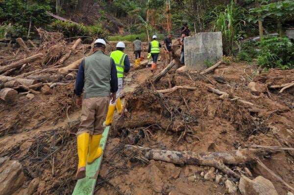 Korban Meninggal Bencana Sumatra Bertambah Jadi 1.053 Orang Korban Meninggal Bencana Sumatra Bertambah Jadi 1.053 Orang