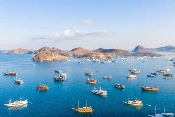 Pelayaran Kapal Wisata di Labuan Bajo Dihentikan Sementara Pascainsiden Tenggelamnya Phinisi Pelayaran Kapal Wisata di Labuan Bajo Dihentikan Sementara Pascainsiden Tenggelamnya Phinisi
