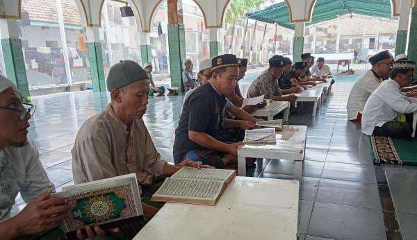 Ganti Tahun, Warga Binaan Lapas Banyuwangi Gelar Khataman Al-Quran