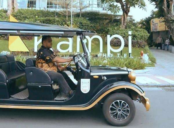 Kampi Hotel Tunjungan Hadirkan Sensasi Nostalgia Melalui "Tour Wagen" di Surabaya