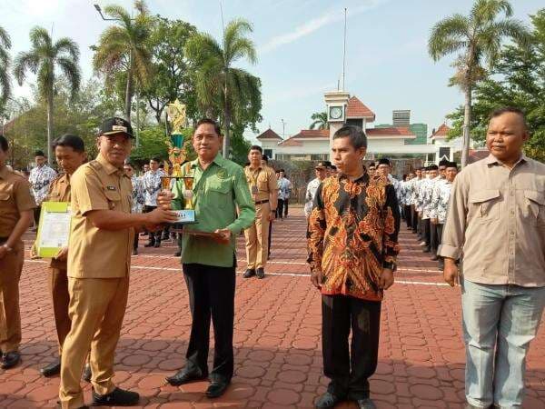 Di Hari Guru Nasional Bupati Aep Janji Bakal Prioritaskan Guru Honorer Jadi di PPPK