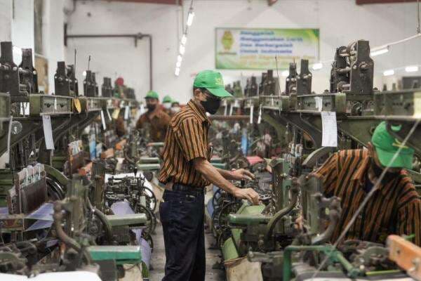 Kementerian UMKM Luncurkan Holding UMKM, Perkuat Sektor Fesyen dan Kerajingan Tangan Kementerian UMKM Luncurkan Holding UMKM, Perkuat Sektor Fesyen dan Kerajingan Tangan