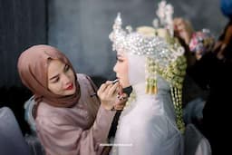 Yolandaamakeup, Sentuhan Rias Lourenzia Yolanda yang Elegan dan Memikat Hati Pengantin