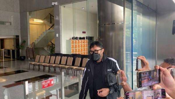 KPK Duga Ketua PDIP Jabar Ono Surono Terima Aliran Uang Korupsi Bupati Bekasi