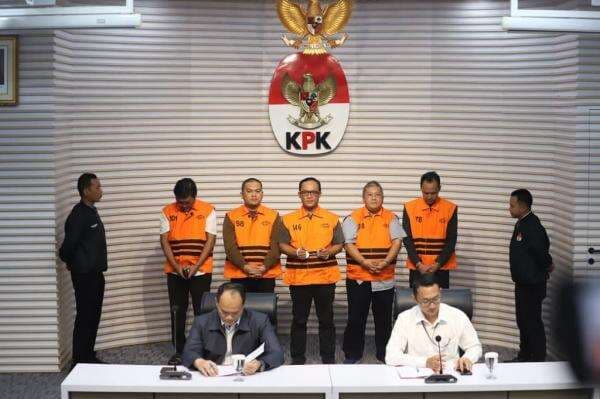 KPK Duga Bupati Lampung Tengah Ardito Wijaya Terima Suap Rp5,75 Miliar