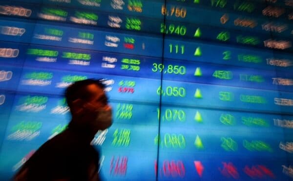 IHSG Menguat Seharian, Ditutup di Level 8.548