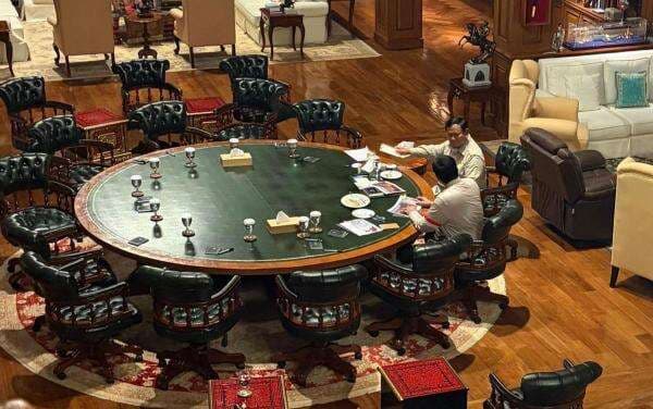 Prabowo Bertemu Menteri Maruarar, Bahas Groundbreaking 141 Ribu Rumah Subsidi