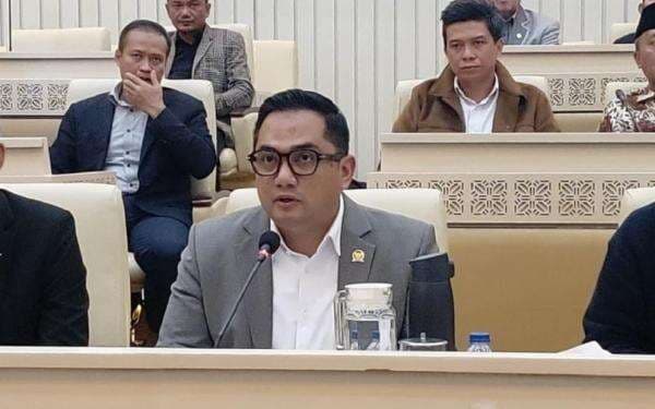 Komisi II DPR Tetapkan 9 Anggota Ombudsman RI, Hery Susanto Jadi Ketua