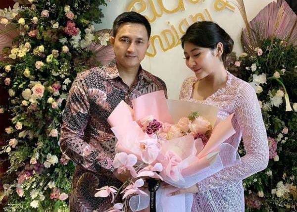 Kisah Cinta Ricky Subagja, Legenda Bulu Tangkis Indonesia yang Terpesona Perempuan Cantik Berusia 26 Tahun Lebih Muda!