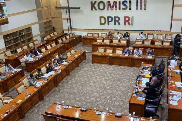 Hakim Ad Hoc Adukan Minimnya Kesejahteraan ke DPR, Tunjangan Transportasi Cuma Rp40.000