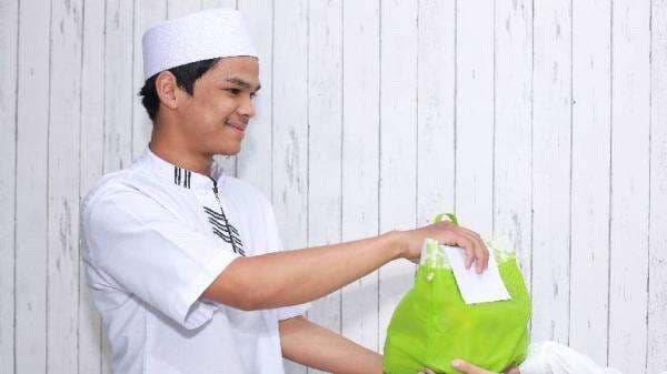 Hadits Sedekah di Hari Jumat dan Keutamaannya bagi Umat Islam