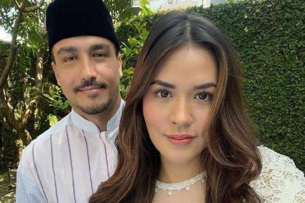 Raisa Ceraikan Hamish Daud Bukan gegara Orang Ketiga, Ini Penyebabnya! Raisa Ceraikan Hamish Daud Bukan gegara Orang Ketiga, Ini Penyebabnya!