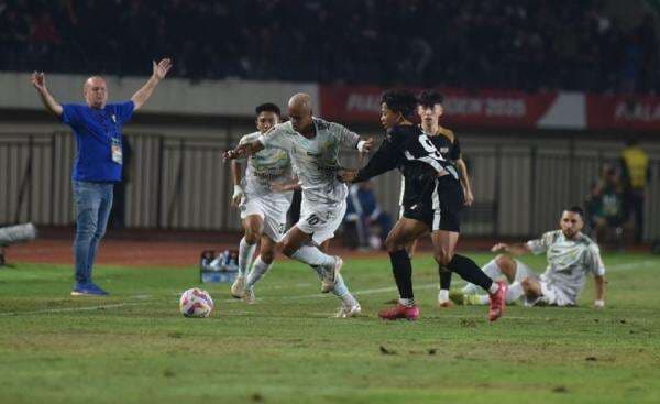 Klik di Sini! Link Live Streaming Persib Bandung vs Dewa United di Super League 2025-2026 Malam Ini