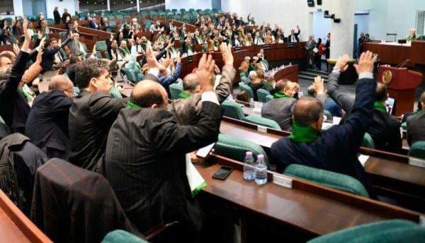 Aljazair Sahkan UU Sebut Penjajahan Prancis sebagai Kejahatan, Tuntut Ganti Rugi