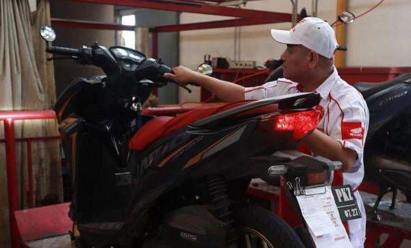 Lampu Motor Bermasalah, Jangan Langsung Ganti Aki Cek Komponen Ini