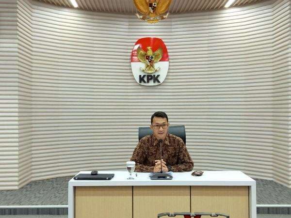 KPK Geledah Sejumlah Tempat Terkait Perkara Korupsi Wali Kota Madiun dan Bupati Pati