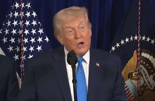 Trump Kirim Armada Tempur Ancam Serang Iran: Gertakan atau Sungguhan?