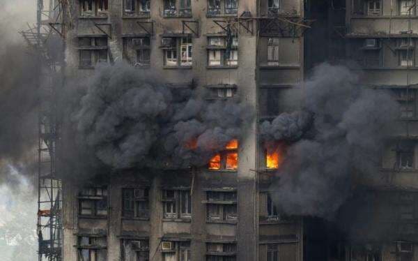 Kebakaran Dahsyat 7 Apartemen Hong Kong, Mengapa Korban Jiwa Begitu Banyak? Kebakaran Dahsyat 7 Apartemen Hong Kong, Mengapa Korban Jiwa Begitu Banyak?