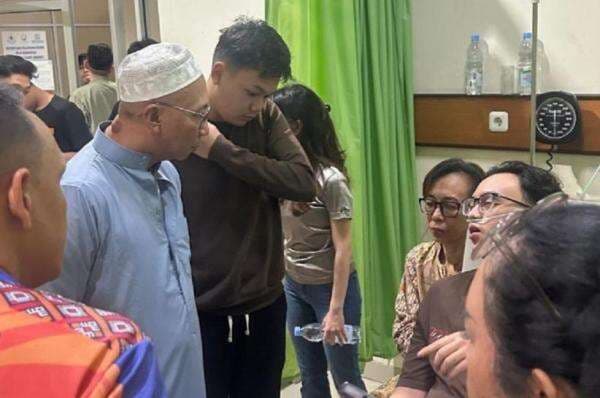 3 Warga Bandar Lampung DIserang OTK, 1 Orang Tewas Kena Bacok 3 Warga Bandar Lampung DIserang OTK, 1 Orang Tewas Kena Bacok