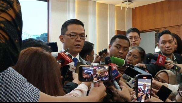 Menlu Sebut Geopolitik Global di Zona Abu-abu, Perdamaian dan Konflik Makin Bias