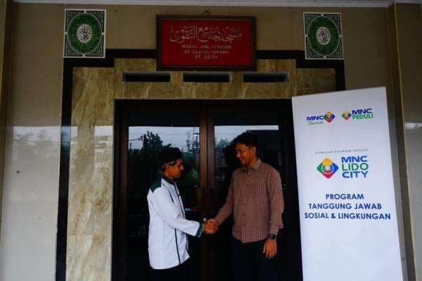 KEK MNC Lido City Lanjutkan Program Peduli Masjid di Masjid Attaqwa Cigombong