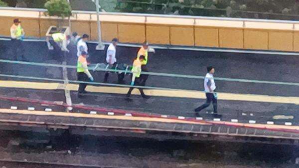 Penumpang KRL Tewas di Stasiun Gondangdia, Diduga karena Terjatuh di Peron