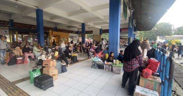 Begini Situasi Terkini Terminal Kampung Rambutan pada H-3 Natal 2025
