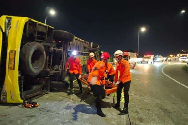 Kesaksian Mengerikan Korban Selamat Laka Bus Cahaya Trans di Exit Tol Semarang