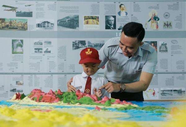 Dari Sekolah sampai ke Rumah, Kolaborasi Semesta Wujudkan Generasi Emas 2045