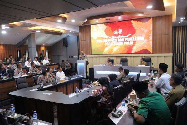 Sambangi Mojokerto, Puslitbang Polri Teliti Kejahatan Siber Sambangi Mojokerto, Puslitbang Polri Teliti Kejahatan Siber