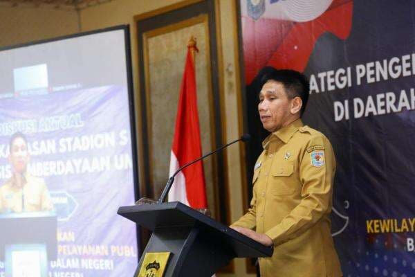 Wamendagri Minta Daerah Optimalkan Pemanfaatan Stadion