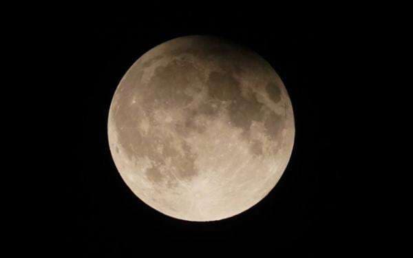 Rusia Ingin Bangun Pembangkit Tenaga Nuklir di Bulan, untuk Apa?