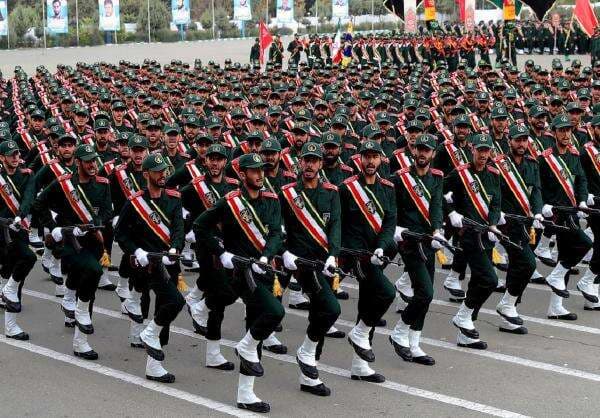 Komandan Garda Revolusi: Iran Siap Tarik Pelatuk Hadapi Serangan Militer AS