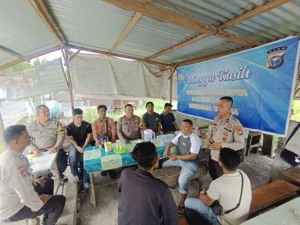 Polsek Dumai Kota Laksanakan Minggu Kasih Dalam Program Cooling System Berikan Edukasi ke Masyarakat