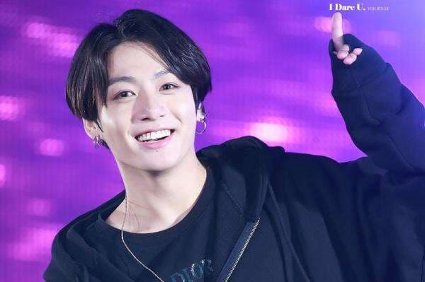 Jungkook BTS Diisukan Pacari Winter aespa, Agensi Bungkam!