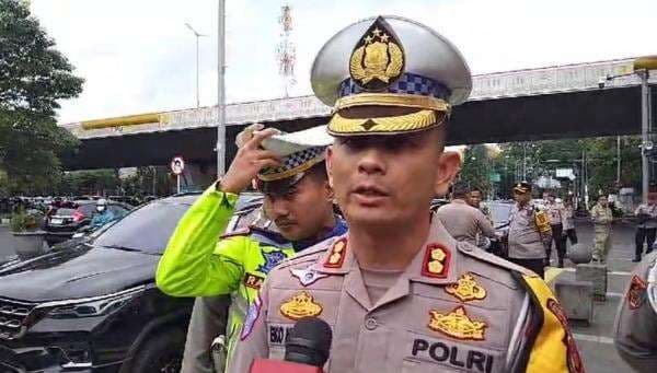 Bandung Diserbu Puluhan Ribu Pelancong Libur Natal, Polisi Sebut Volume Kendaraan Naik 10 Persen