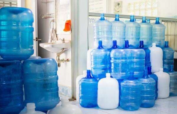 KKI: 57 Persen Galon Lanjut Usia Masih Beredar Luas di Indonesia KKI: 57 Persen Galon Lanjut Usia Masih Beredar Luas di Indonesia