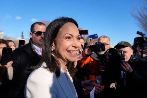 Heboh! Pemimpin Oposisi Venezuela Serahkan Medali Nobel Perdamaian ke Trump