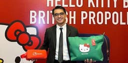 Aktor Ricky Harun Bagikan Tas Edisi Hello Kitty dalam Program Terbaru