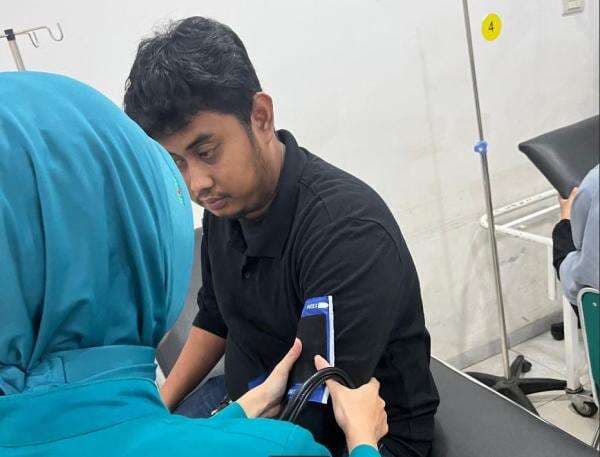 Jurnalis iNews Dikeroyok OTK dan Diludahi saat Liputan di Rumah Dinas Bupati Lampung Tengah