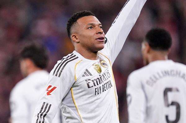 Jelang Final Piala Super Spanyol 2025 Barcelona vs Real Madrid: Hansi Flick Waspadai Comeback Kylian Mbappe