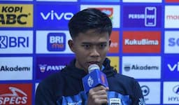 Kekalahan Mengejutkan Persib, Edo Febriansah Tegaskan Fokus Kembali ke Jalur Juara