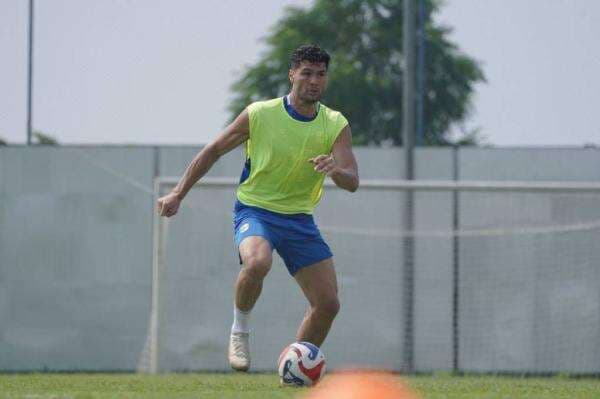 Persib Ogah Turun Takhta! Racik Senjata untuk Hancurkan Persik