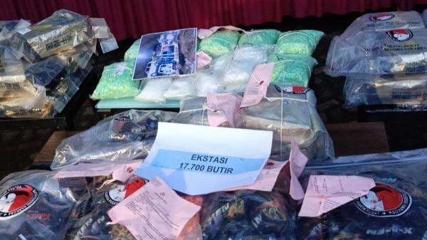 Polres Jakpus Sita 17.500 Butir Ekstasi Senilai Rp12,5 Miliar