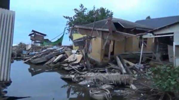 Ratusan Warga Lhok Puuk Aceh Utara Masih Terisolasi, Bertahan di Tenda Pengungsian