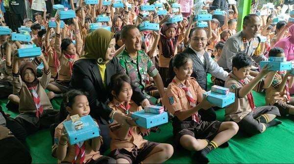 Ratusan Murid SD Kota Madiun Usai Uji Coba Makan Bergizi Gratis: Terima Kasih Pak Presiden